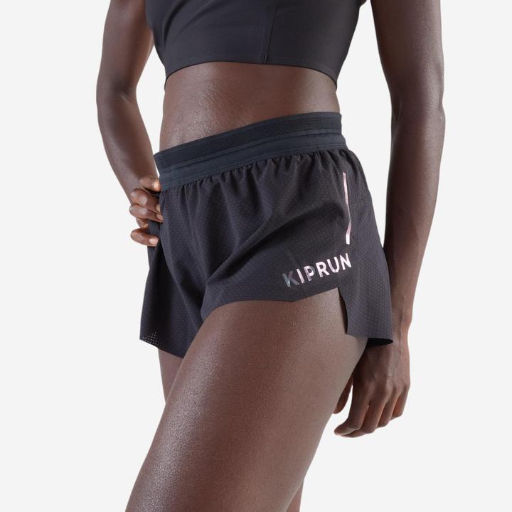 Actual product image Kiprun Laufshorts Trailrunning Damen leicht - Run 900 Light schwarz (L)