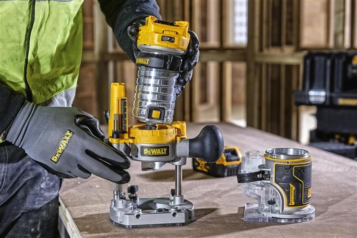 Image du produit DeWalt DCW 604 (Défonceuse)