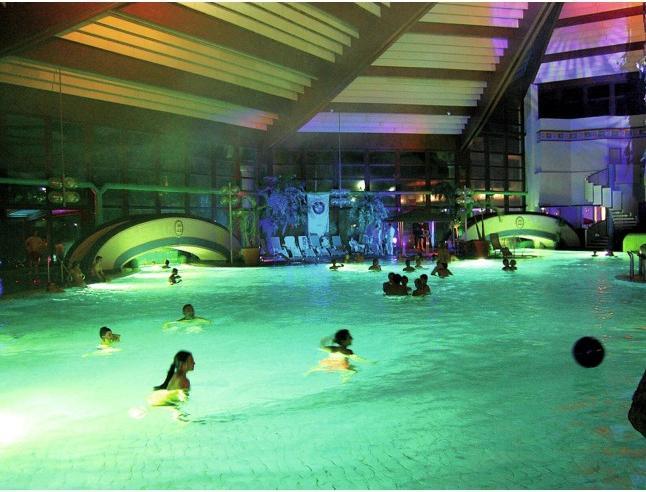 Produktbild Omnilux PAR-64 240V/500W GX16d NSP 300h H (500 W, GX16d)