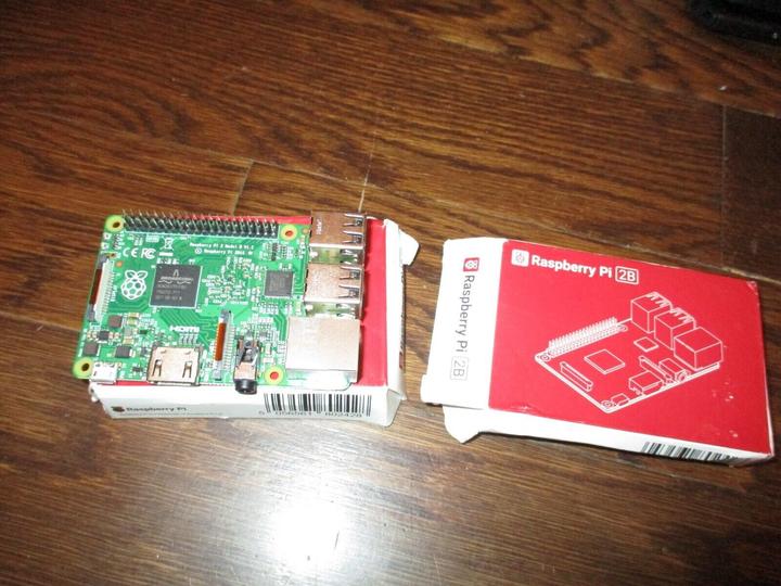 Actual product image Raspberry Pi Pi 2 Model B 1GB
