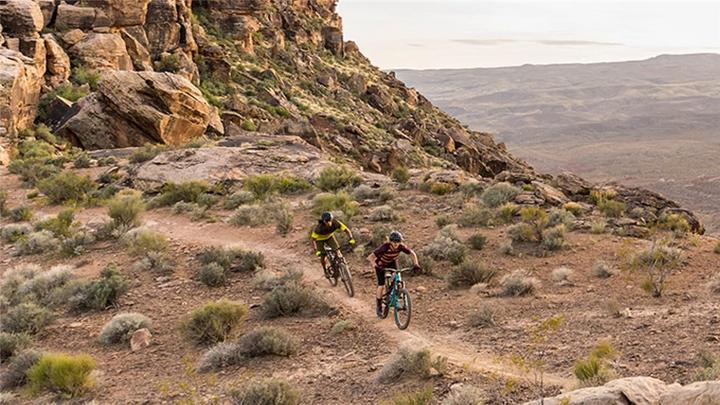 Image du produit Giro W Arc Short (Bande de fréquences 38 (2600 MHz))