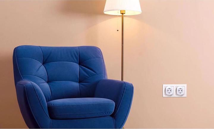Actual product image Vocolinc Smart Outlet VP3 Socket WI-FI USB
