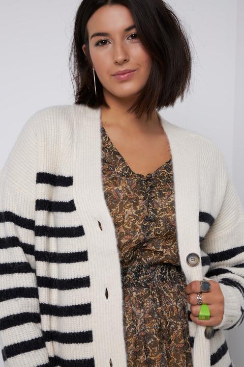 Actual product image Studio Untold Oversized Fit Cardigan Sweater (46, 48)