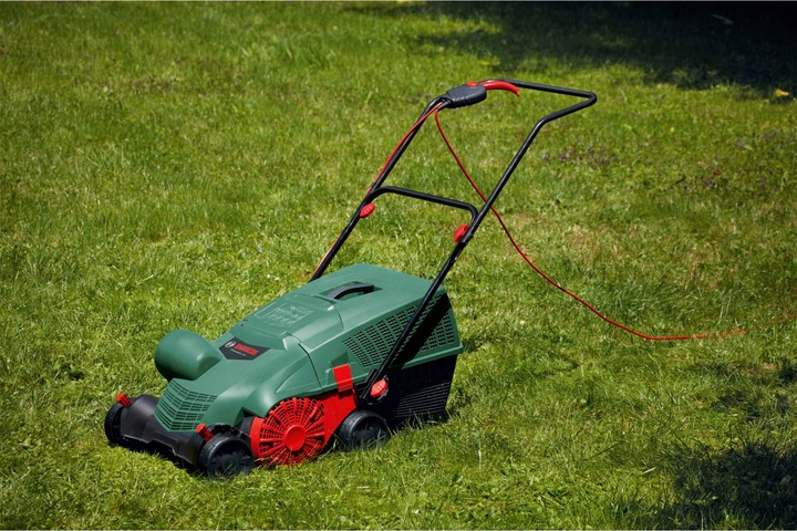 Produktbild Bosch Home & Garden Moosrupfer UniversalRake 900