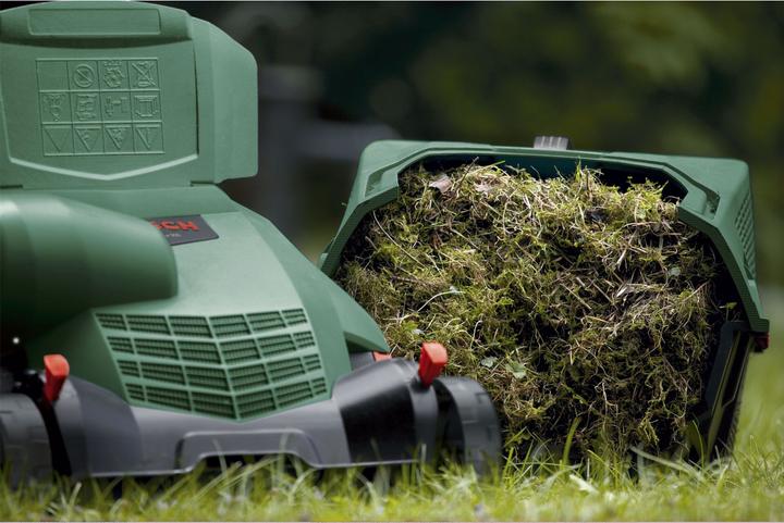 Actual product image Bosch Home & Garden UniversalRake 900