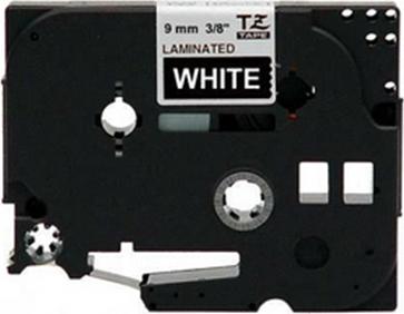 Produktbild Brother TZe-325 (0.90 cm, Schwarz, Weiss)