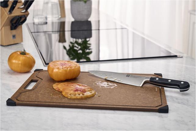 Actual product image Zwilling - Cutting Board - Brun-Sort - 37 cm x 25 cm