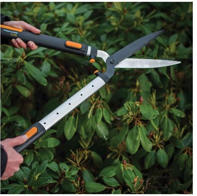 Actual product image Fiskars HS8 telescopic (Manual)