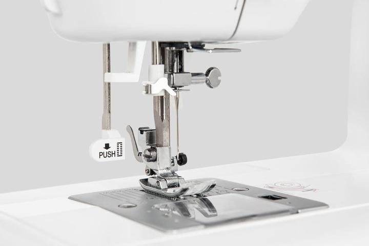 Actual product image Mio Star Sew Chic 400 Sewing machine