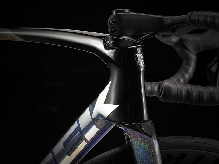 Produktbild Trek Émonda SLR 7 Dark Prismatic/ Black