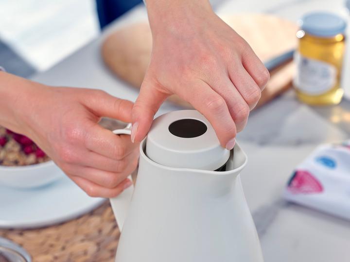 Produktbild Leifheit Isolierkanne Harmonic 1 l weiss (1 l)