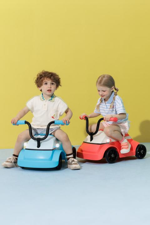 Actual product image Micro Mini Microlino Pink slide vehicle