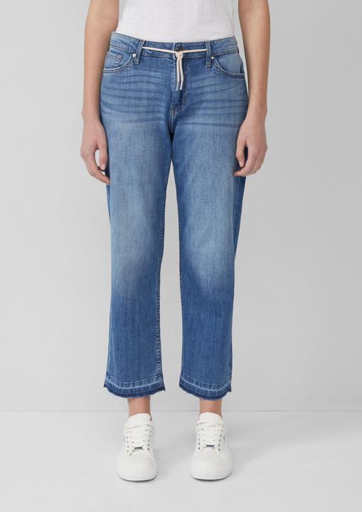 Immagine prodotto S.Oliver Jeans-Hose Cropped-Jeans Karolin / Regular Fit / Mid Rise / Straight Leg / offener Saum (46)