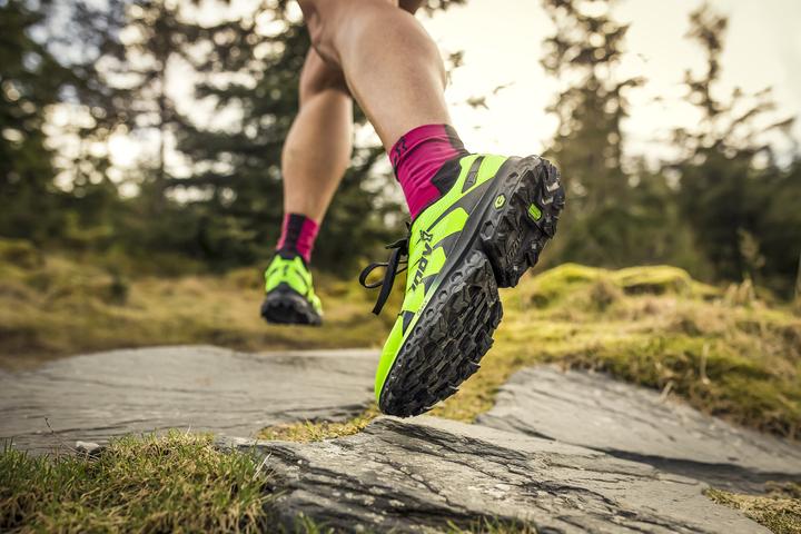 Actual product image inov-8 TrailFly Ultra G 300 Max (47)