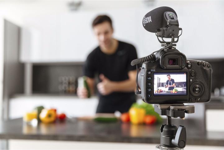Actual product image Boya BY-BM3030 Clip-on microphone