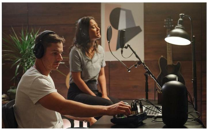 Produktbild AKG K361 (Passive Geräuschunterdrückung, Kabelgebunden)