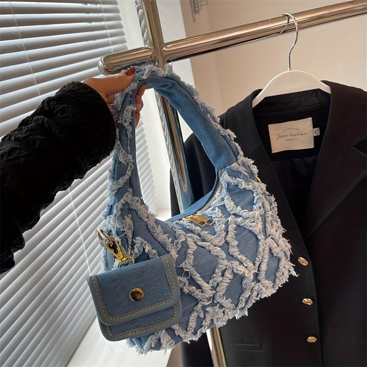 Image du produit Only-Bags.Store Umhängetasche aus Denim mit Rautenmuster und Fransendetail - Stylische Halbmond-Achselhöhlentasche