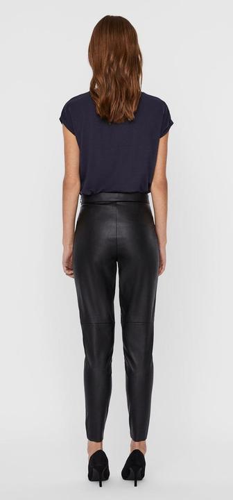 Actual product image Vero Moda Faux leather leggings