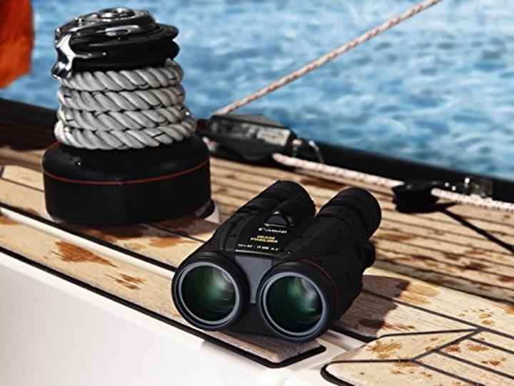 Actual product image Canon 10x42L IS WP (10 x, 42 mm)