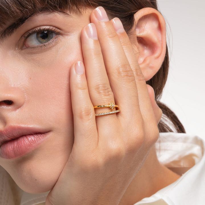 Immagine prodotto Thomas Sabo Anello stella con pietre d'oro (52, 925 Argento)