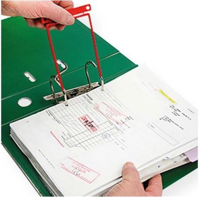 Actual product image D-Clip Bundling hanger with label