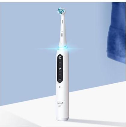 Productafbeelding Oral-B Elektrische tandenborstel iO5 Oplaadbaar, Voor volwassenen, Inclusief aantal opzetborstels 1, Wit (Oscillerende tandenborstel)