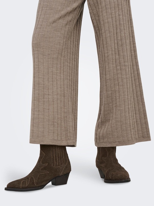 Produktbild Only ONLTESSA Locker geschnitten Hose mit weitem Beinschnitt Hose mit weitem Beinschnitt (L)