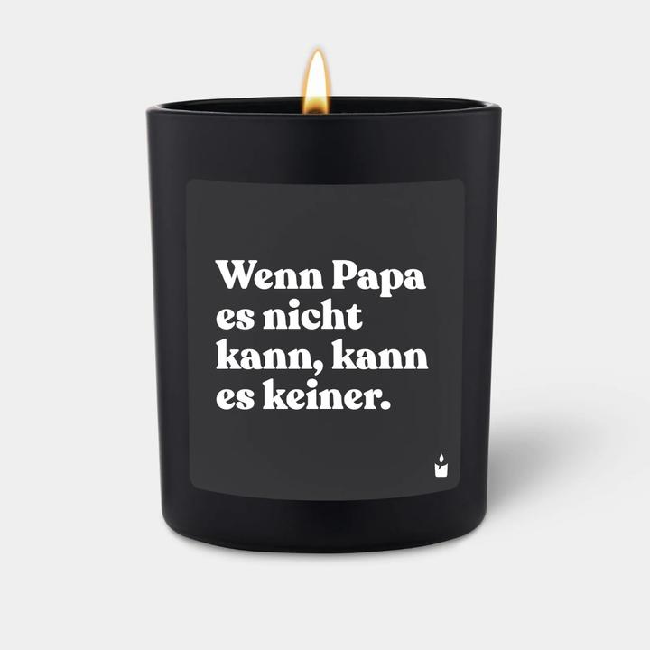 Produktbild Chatty Candles Duftkerze Woody Wenn Papa es nicht kann, kann es keiner.