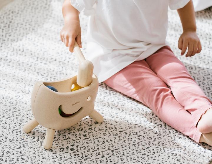 Actual product image Plantoys Hammer game Miracle