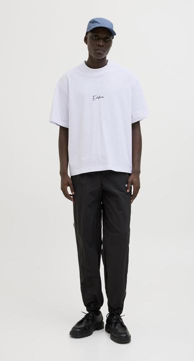 Produktbild Jack & Jones Rückenprint Rundhalsausschnitt T-shirt T-shirt (M)