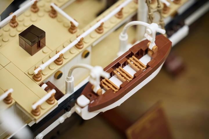 Image du produit LEGO Endurance (10335, LEGO difficiles à trouver, LEGO Icons)