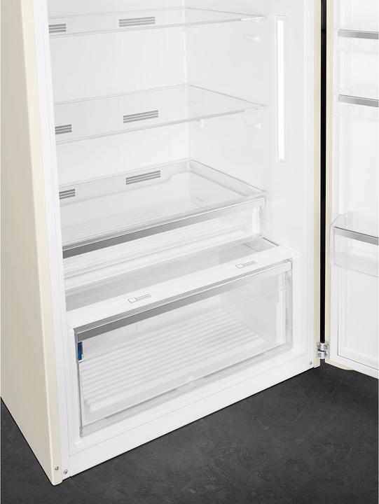 Actual product image Smeg Retro Style FAB50LCR5 (524 l)