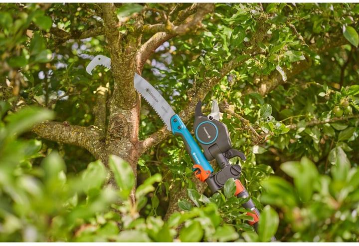 Produktbild Gardena Teleskop-Baumschneider StarCut pro L