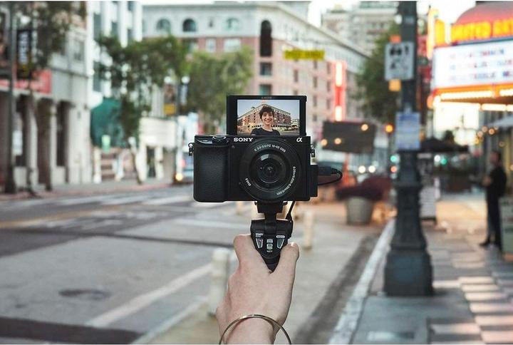 Produktbild Sony Alpha 6100 Kit (16 - 50 mm, 24.20 Mpx, APS-C / DX)