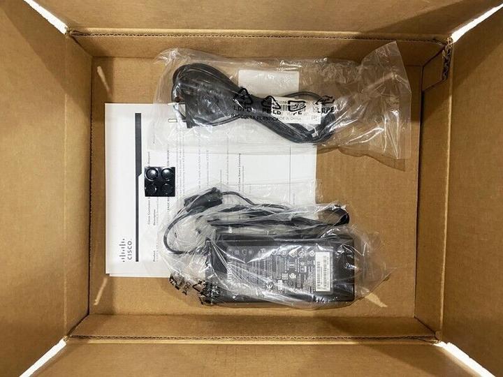 Image du produit Cisco Catalyst 9200CX - L'essence du réseau (12 ports)