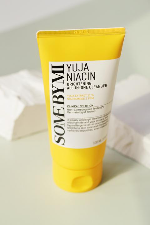 Actual product image Some By Mi Yuja Niacin Brightening All-In-One Cleanser (Soap, 100 ml)