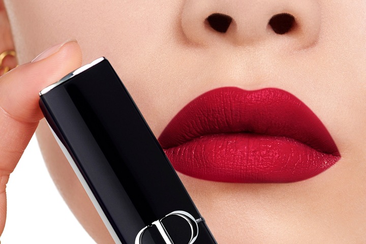 Immagine prodotto Dior Rouge Satin 743 Int24 (Rouge Zinnia, No. 743)