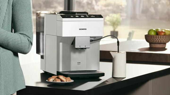 Productafbeelding Siemens TP515R02 EQ500 Coffee machine, white