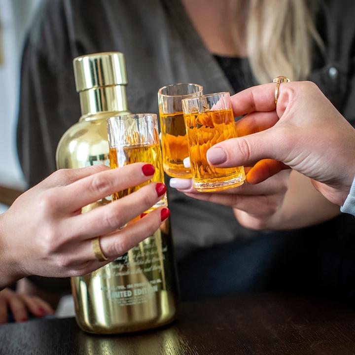 Produktbild Koziol Schnapsglas Superglas Club No. 7, 40 ml, 4 Stück (0.40 dl, 4 x, Schnapsgläser + Shotgläser)