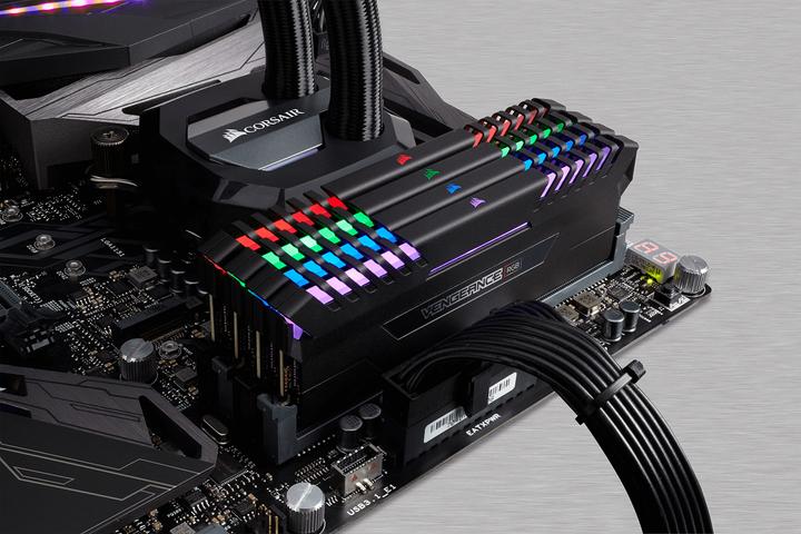Produktbild Corsair Vengeance RGB (2 x 16GB, 3200 MHz, DDR4-RAM, DIMM)