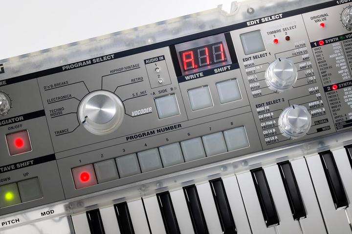 Actual product image Korg MicroKORG Crystal
