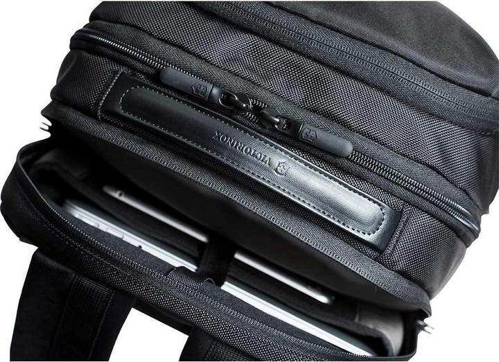 Actual product image Victorinox Altmont Professional Deluxe (25 l)
