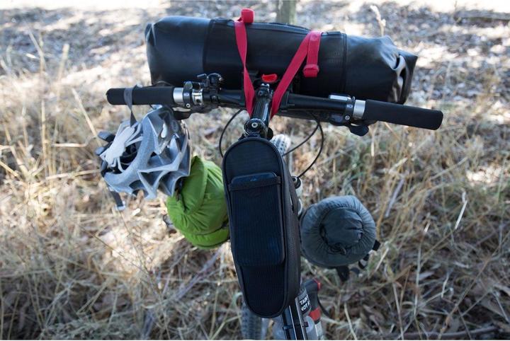 Actual product image Blackburn Outpost Handlebar Roll (10 l, Handlebar bag)