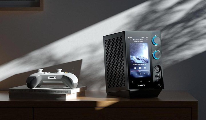 Image du produit FiiO R7 (USB-DAC, Écran, Micro, commutateur de gain, Bluetooth, WiFi)