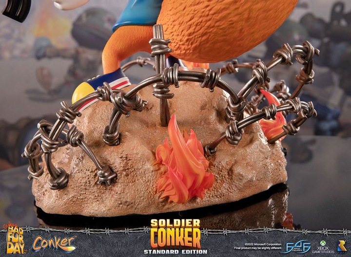 Actual product image First 4 Figures ST Conker's Bad Fur Day : Soldier Conker 33cm