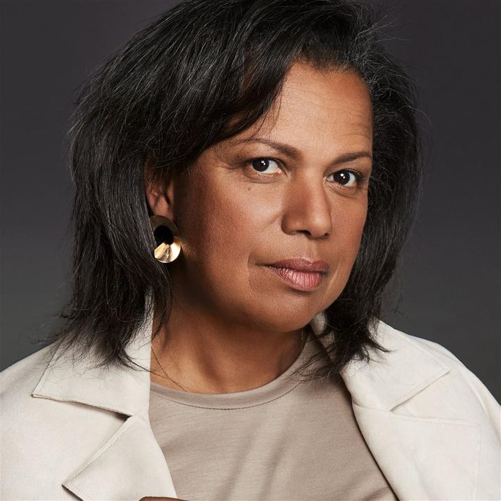 Produktbild Lancôme Teint Idole Ultra Wear (10 Beige Praline)