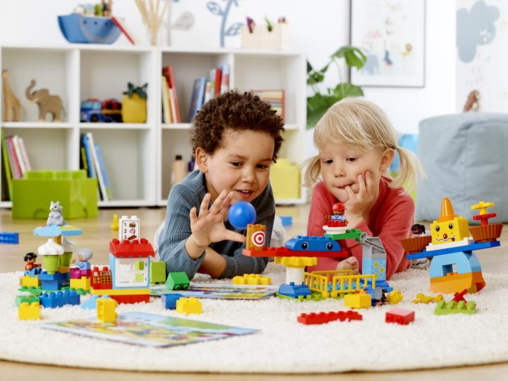 Immagine prodotto LEGO Parco del vapore (45024)