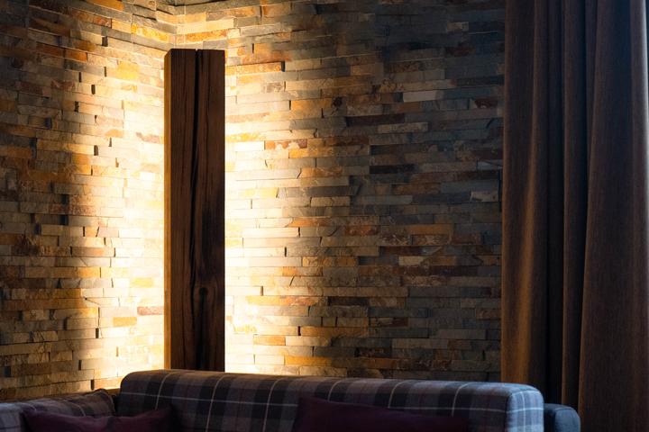 Immagine prodotto kln.swiss Lampada da terra in legno Verat - rovere recuperato (4375 lm)