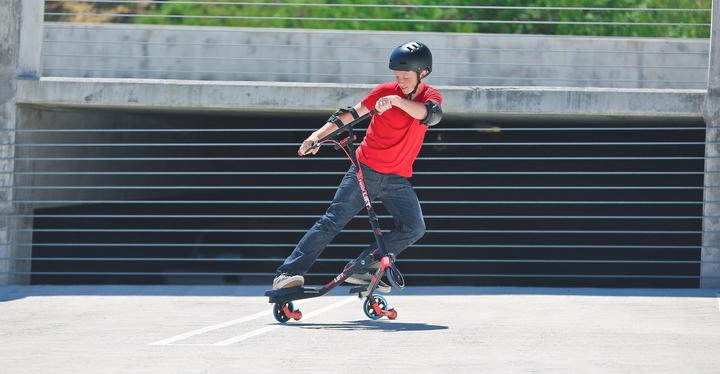 Produktbild Yvolution Lift L3 Scooter Black (GXP-676838)