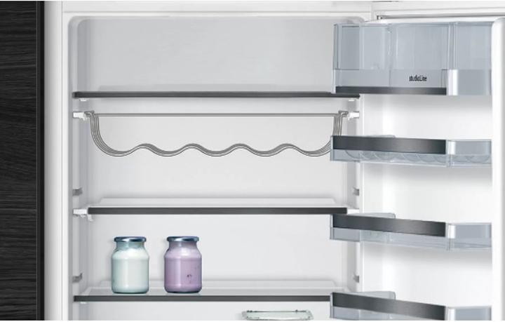 Actual product image Siemens KI86SSDE0 iQ500 Built-in Fridge-freezer with bottom freezer compartment (192 l)